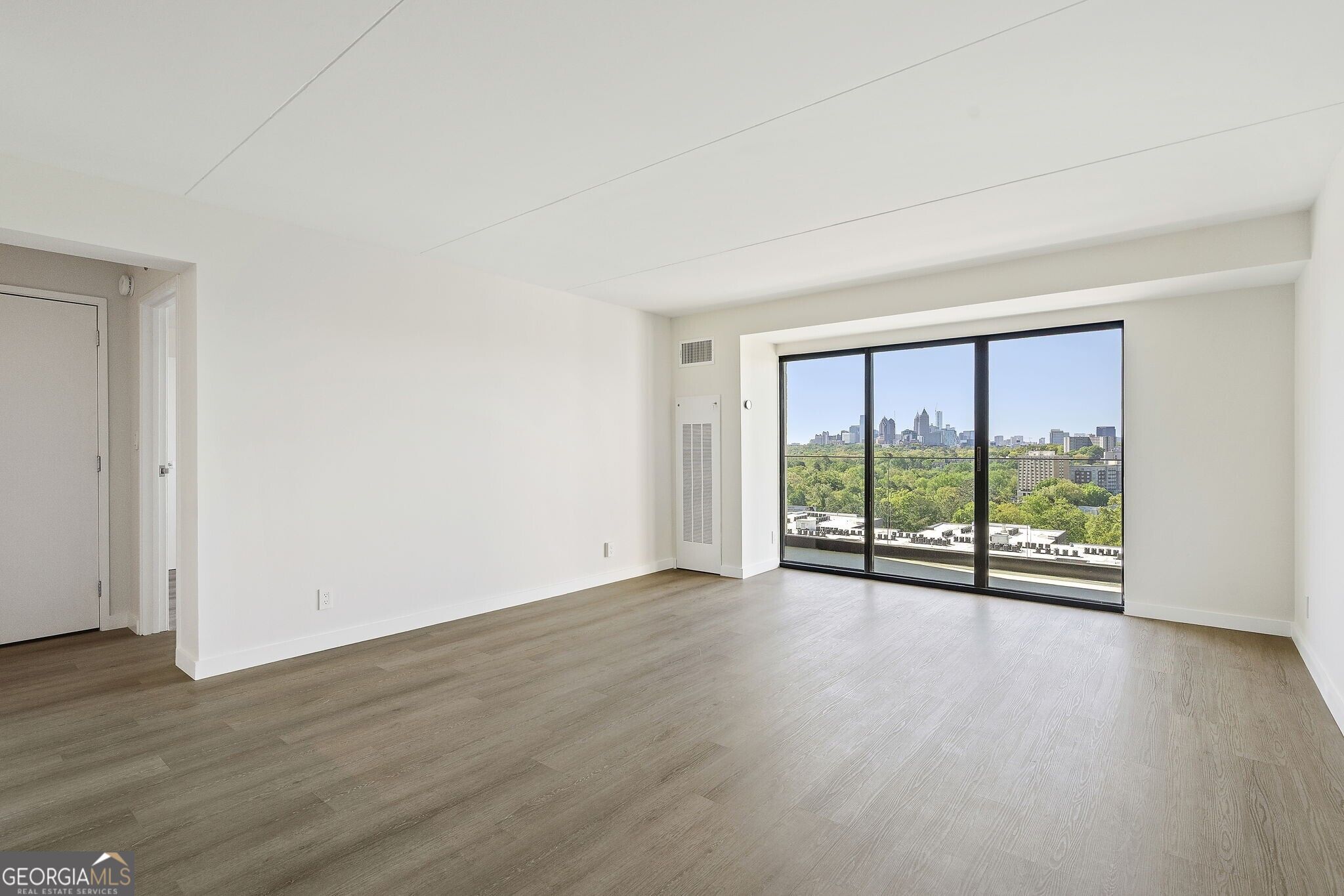 2460 Peachtree Road Ne # 512 Property Photo 9