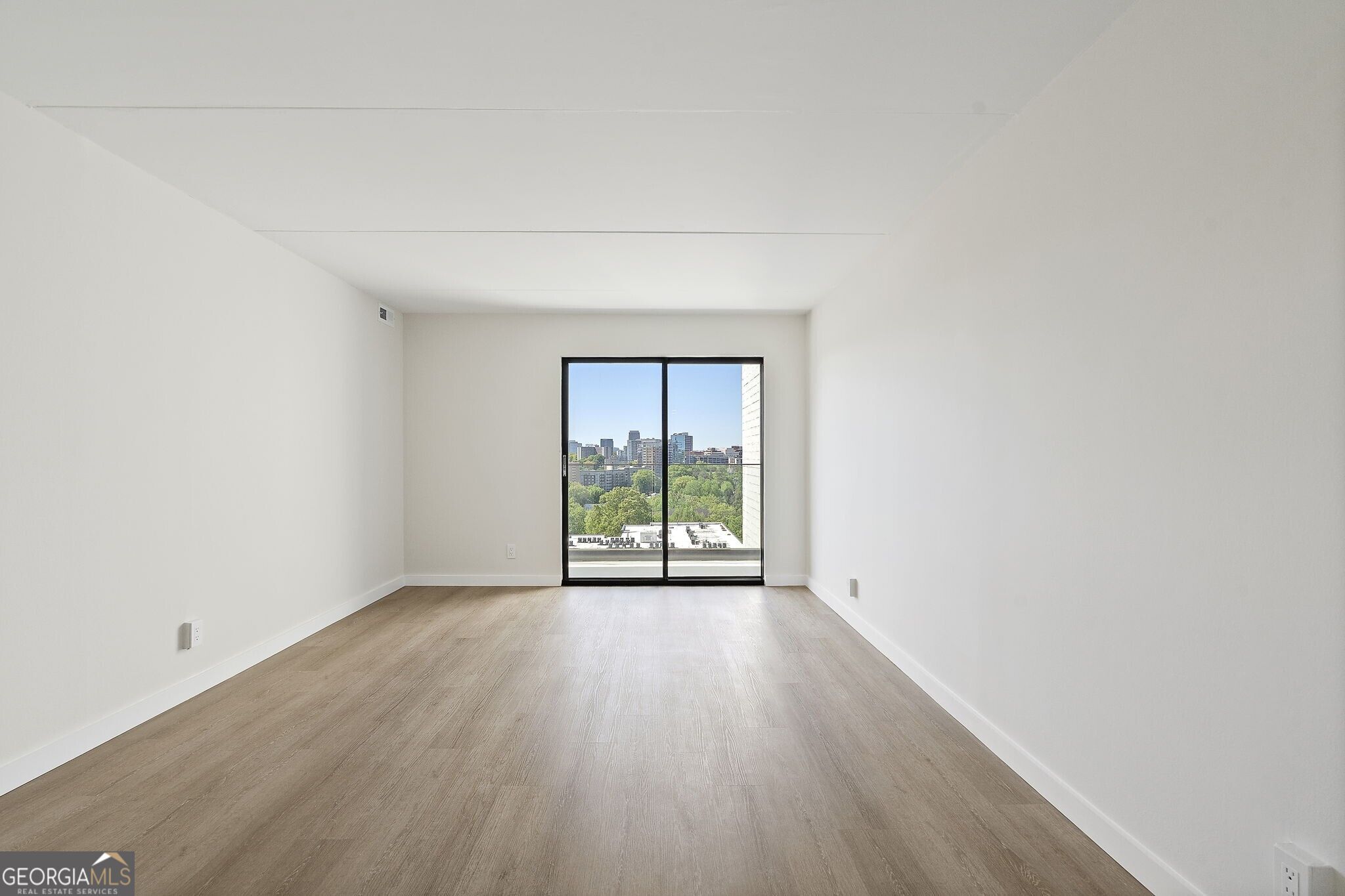 2460 Peachtree Road Ne # 512 Property Photo 23