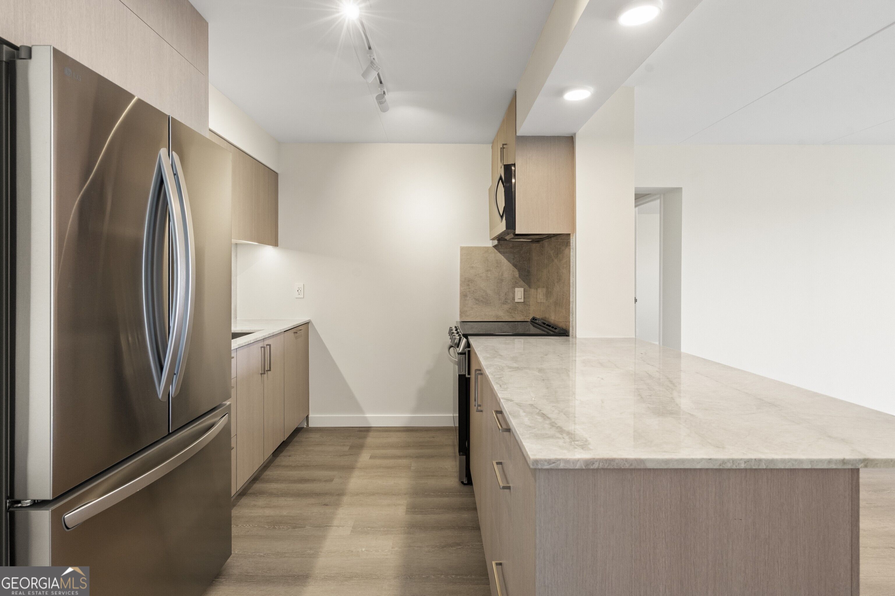 2460 Peachtree Road Ne # 608 Property Photo 3