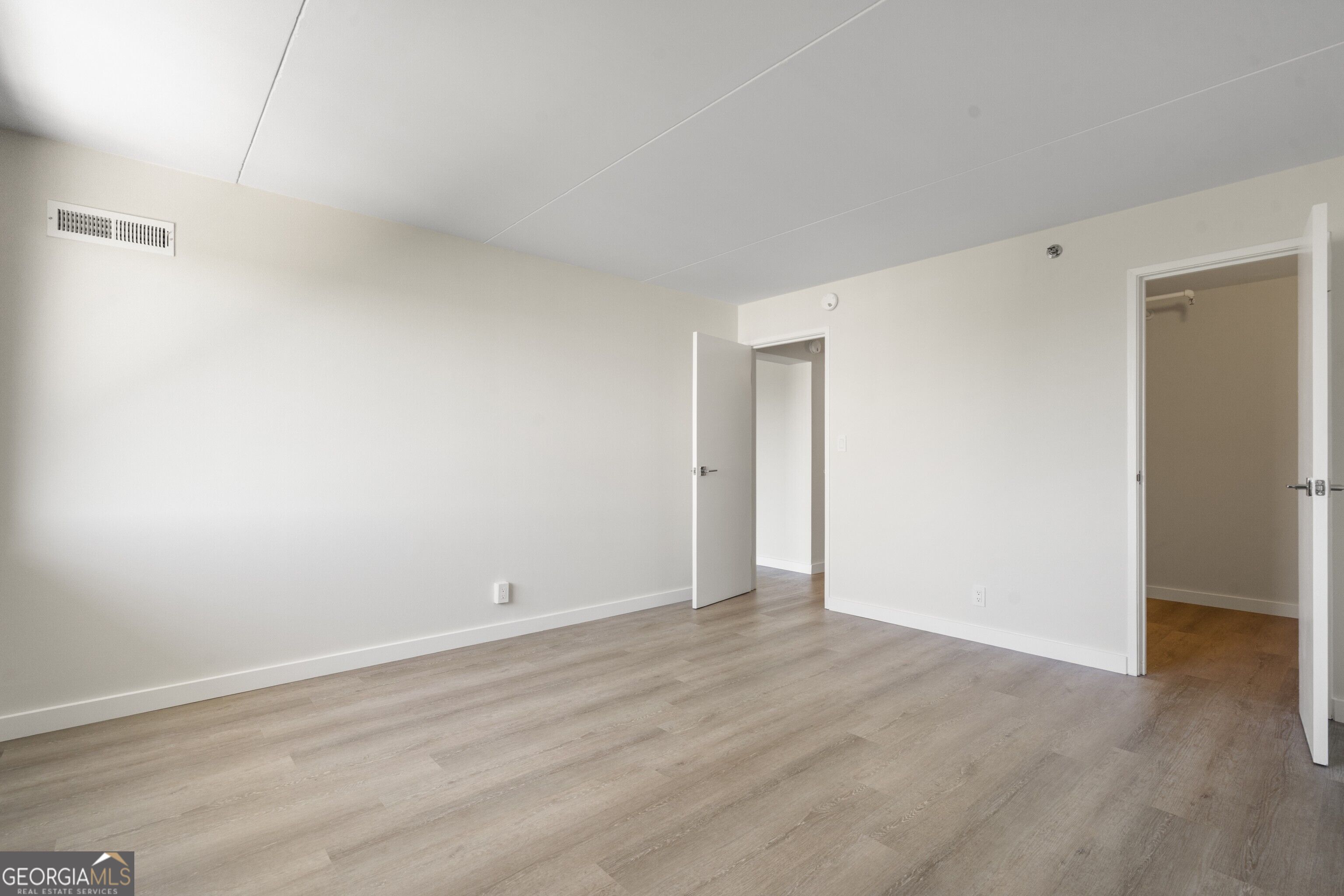 2460 Peachtree Road Ne # 608 Property Photo 26
