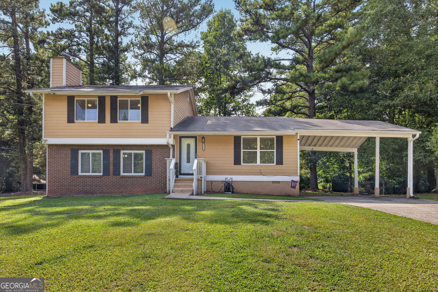 9256 Raven Drive Property Photo 3
