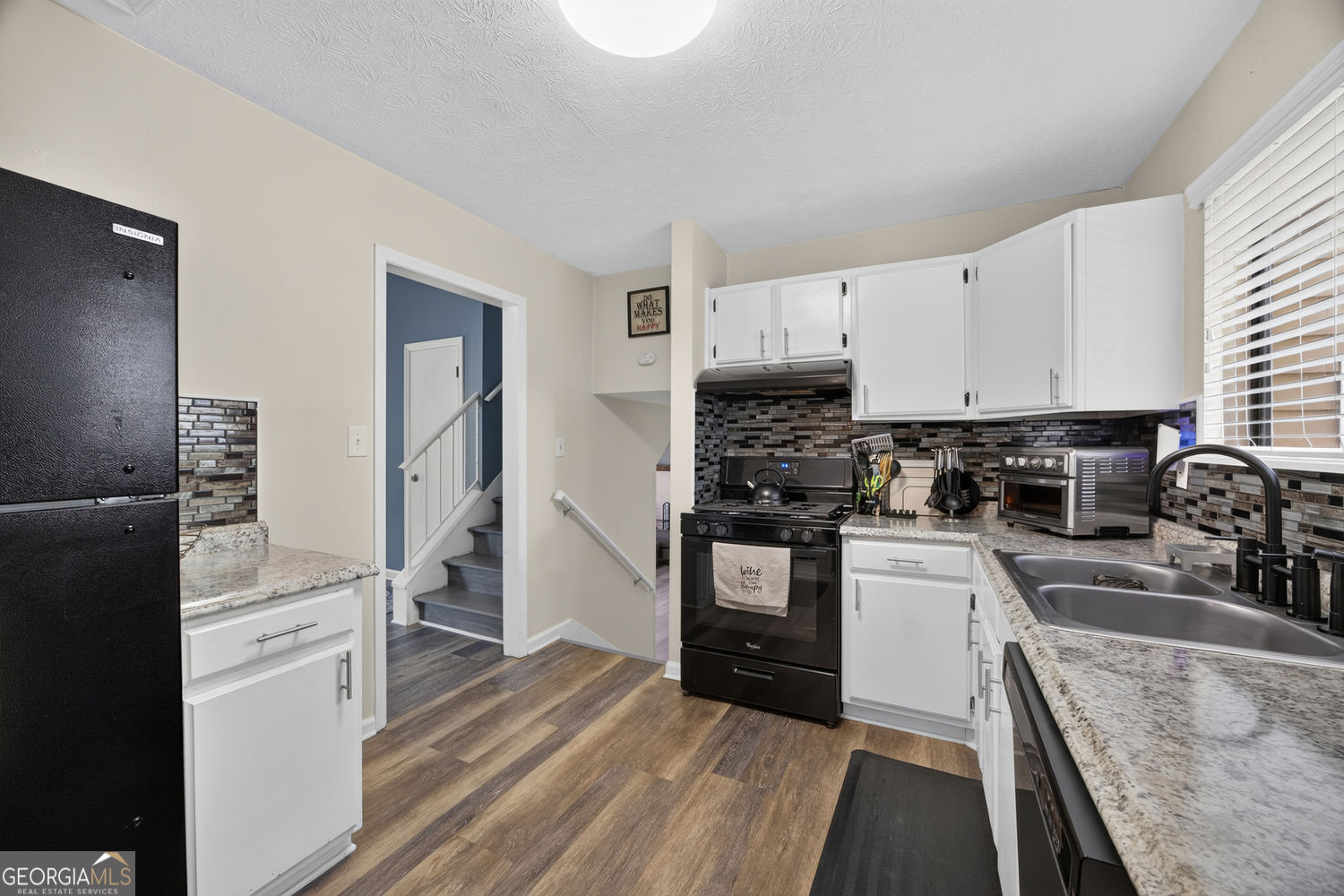 9256 Raven Drive Property Photo 11