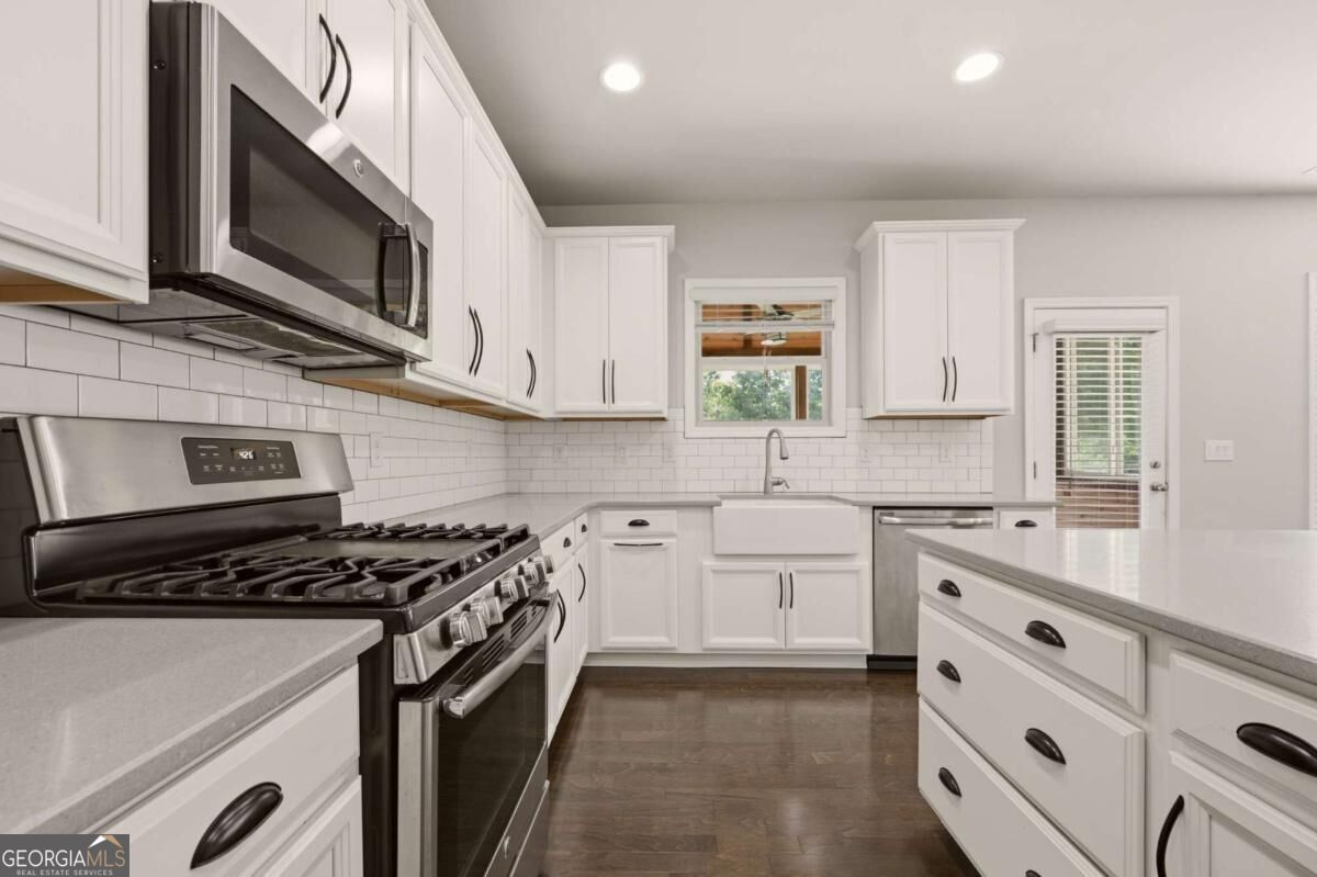 2228 Lakeview Bend Way Property Photo 15