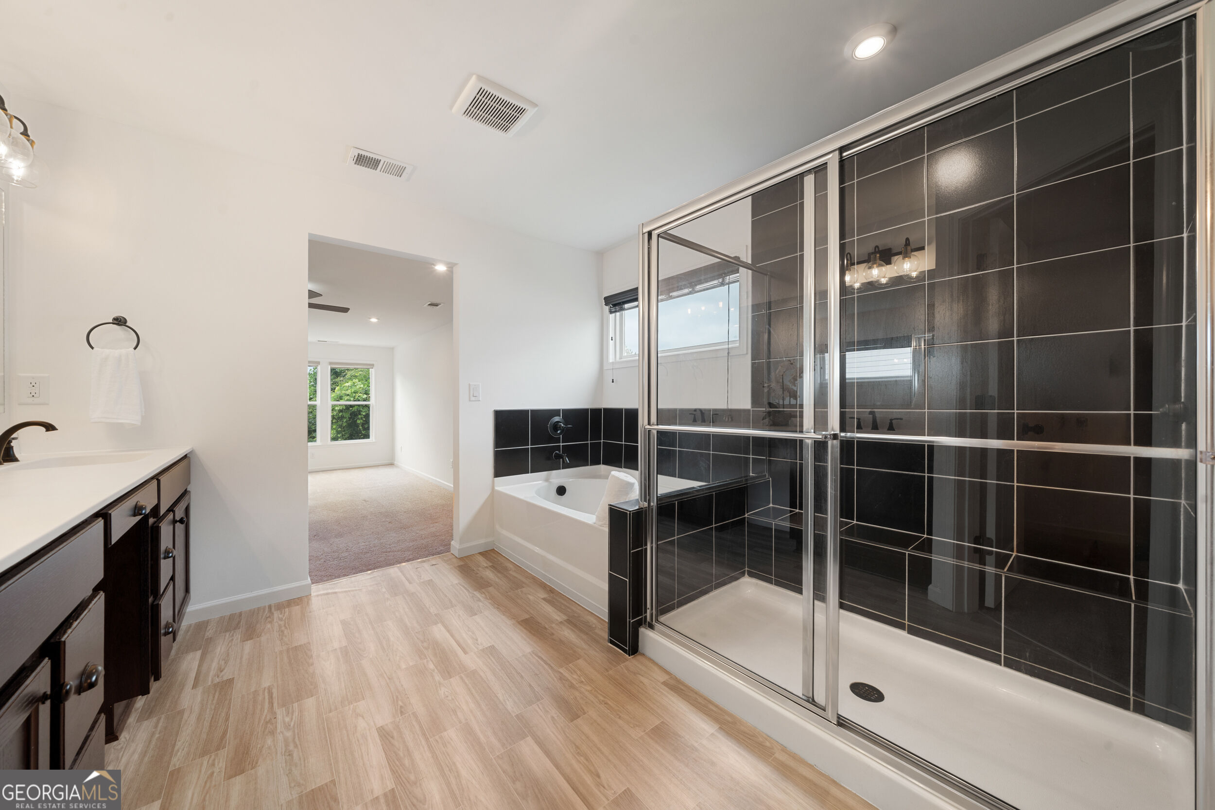 8150 Scenic Ridge Way Property Photo 16