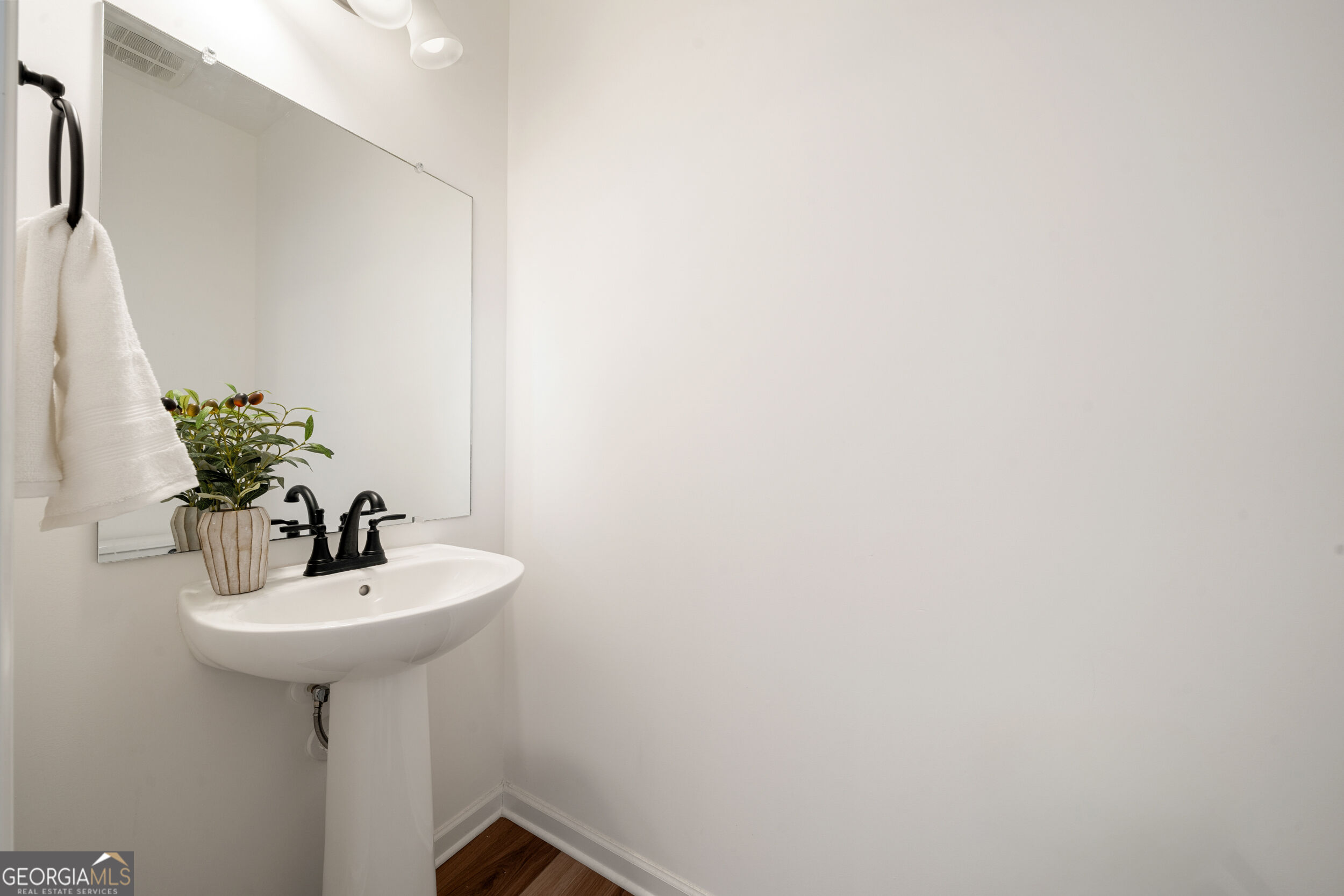 8150 Scenic Ridge Way Property Photo 27