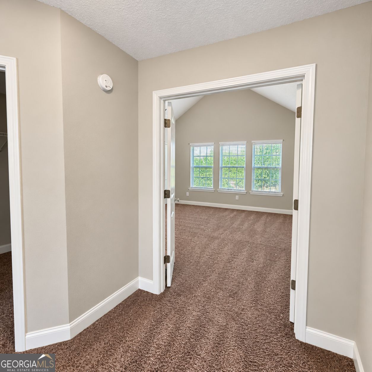 104 Cottage Circle Property Photo 9