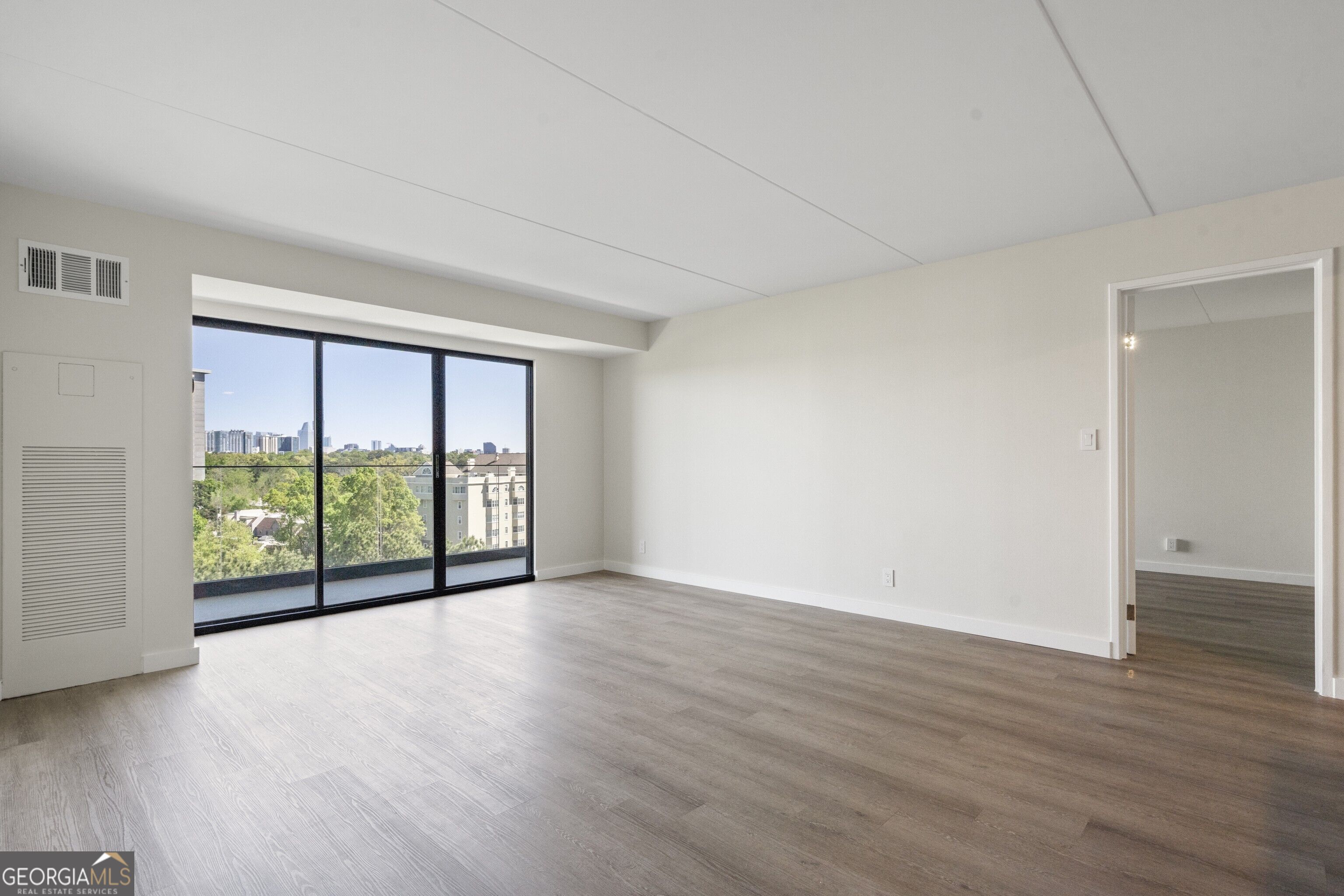 2460 Peachtree Road Ne # 903 Property Photo 9