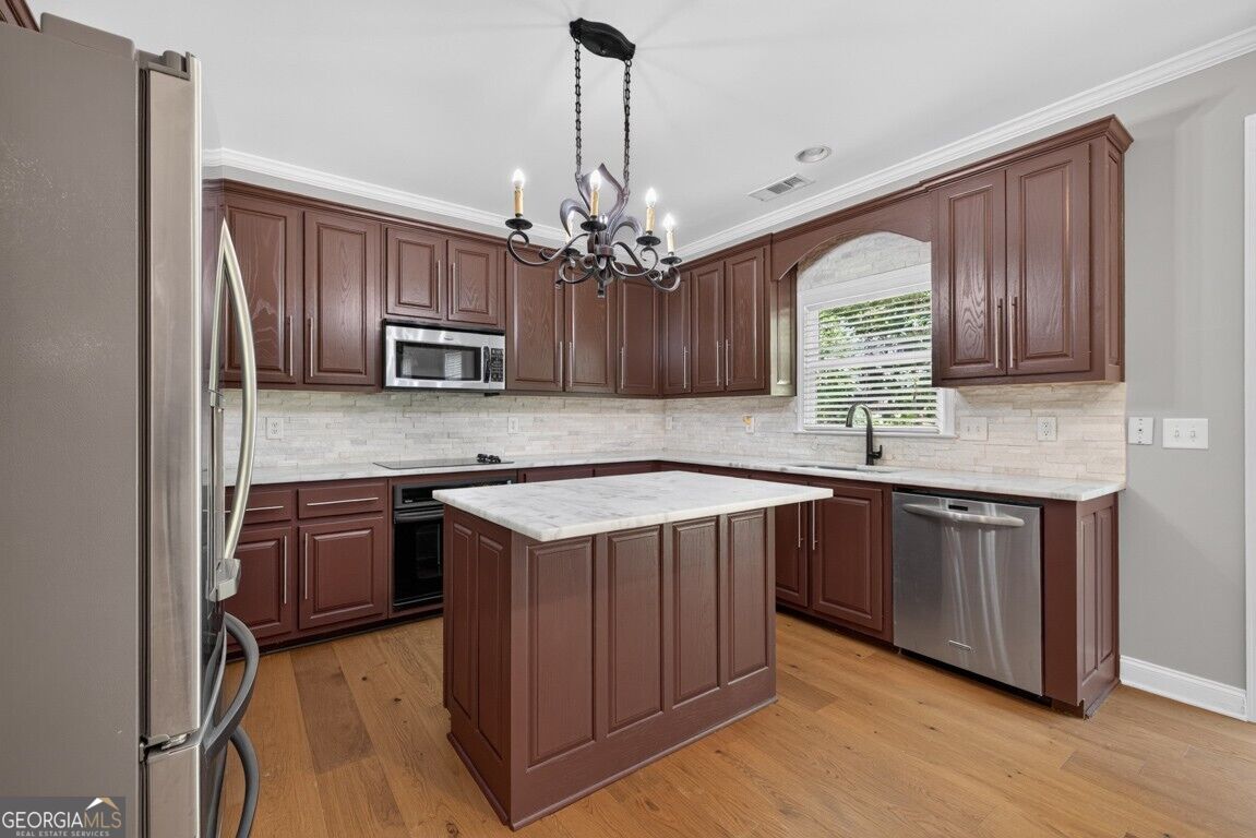 1211 Turtle Creek Court Property Photo 15