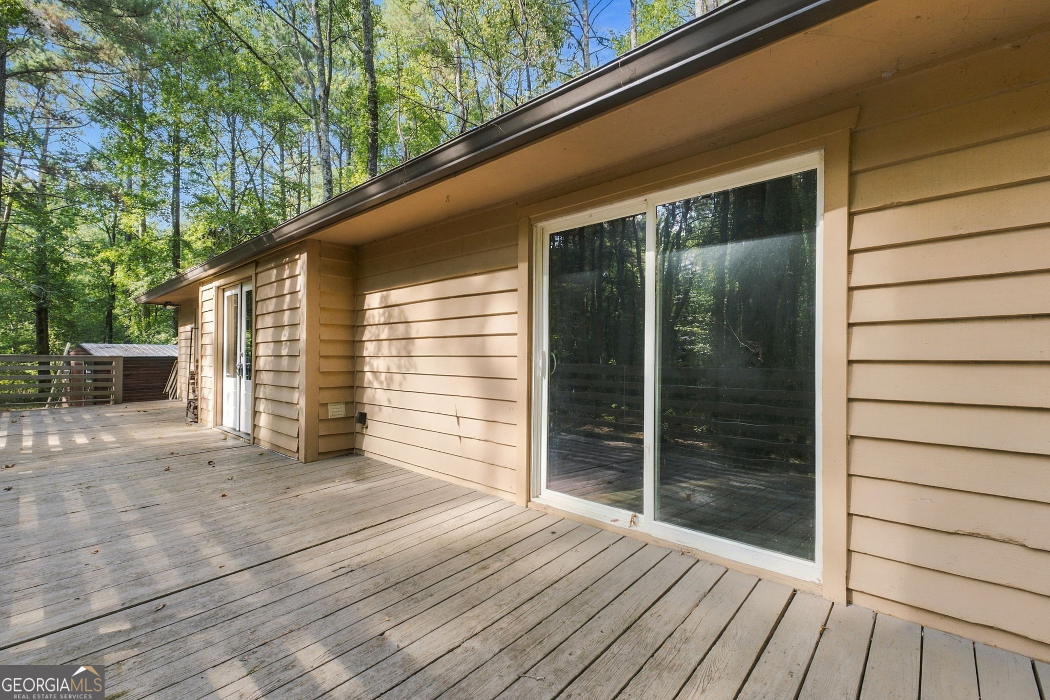 760 Cherokee Trail Property Photo 3
