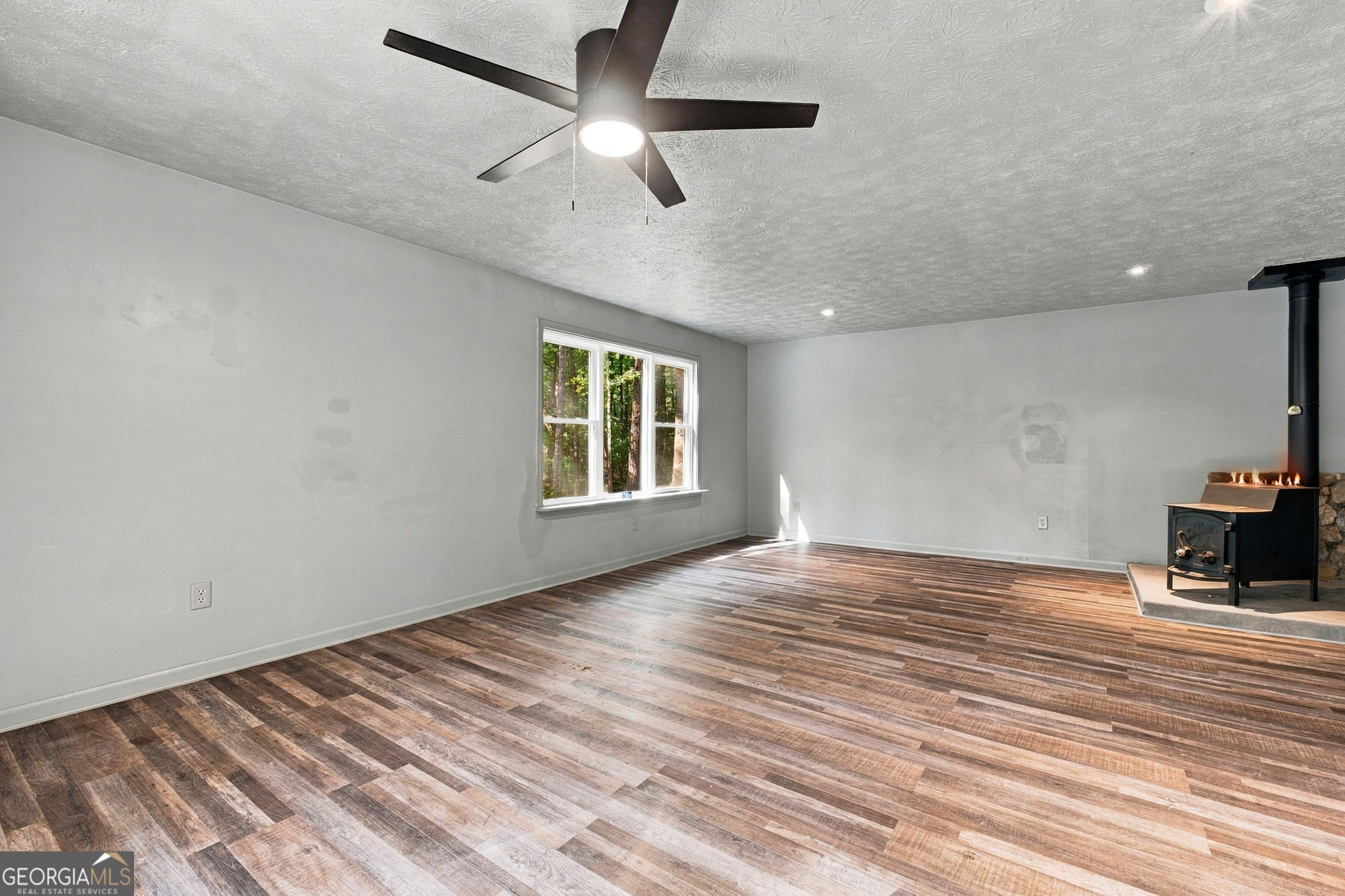 760 Cherokee Trail Property Photo 11