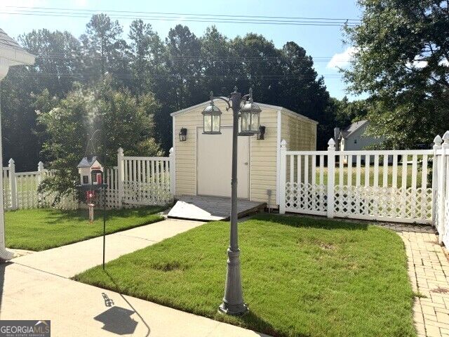 1102 Strath Clyde Way Property Photo 25