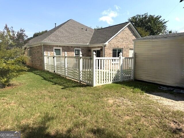 1102 Strath Clyde Way Property Photo 27