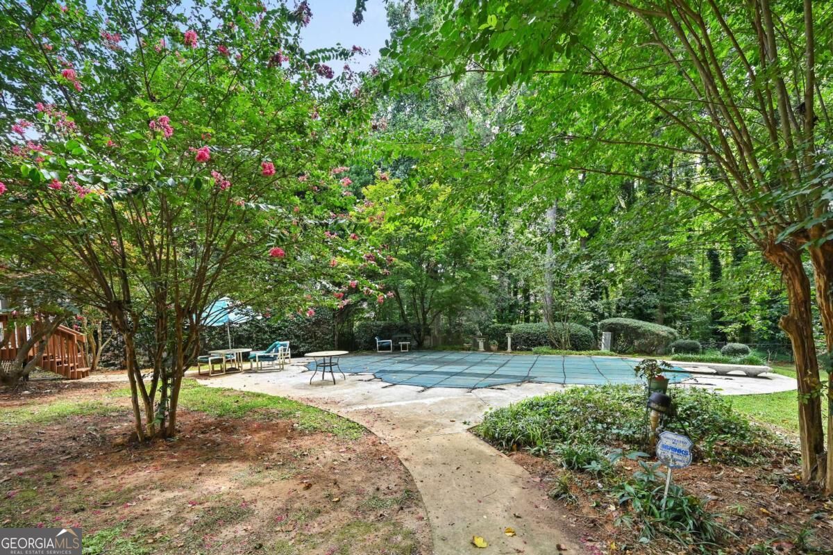 85 Shadow Lake Drive Sw Property Photo 42