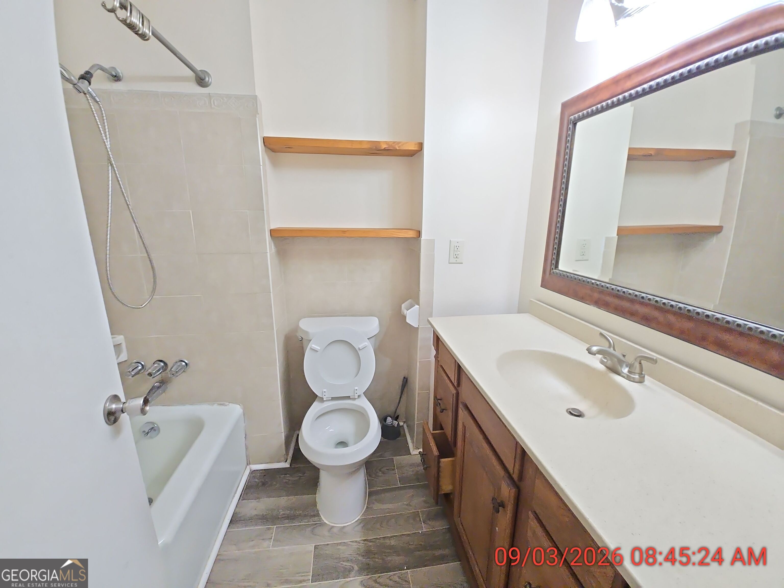6580 Runlet Way Property Photo 8