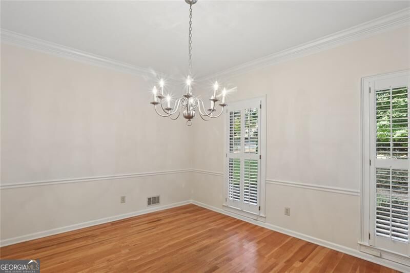 1090 Applecross Drive Property Photo 10