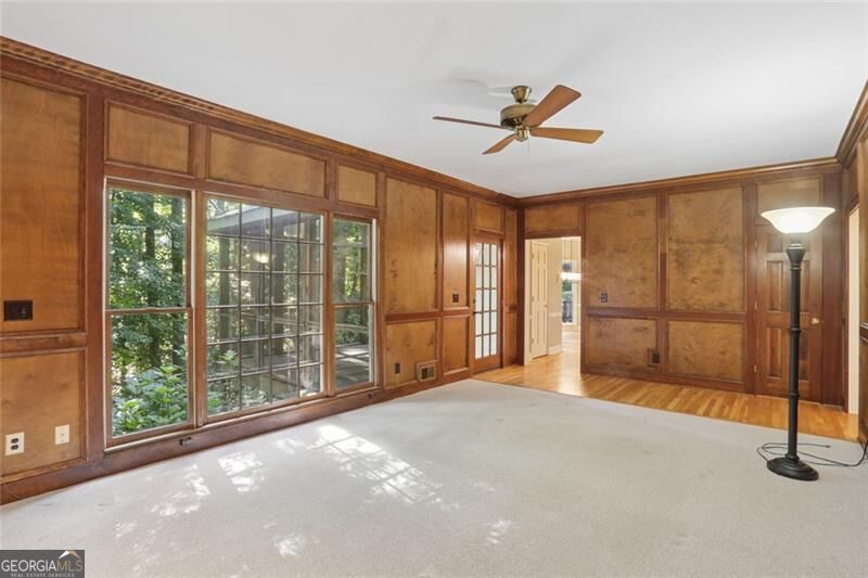 1090 Applecross Drive Property Photo 30