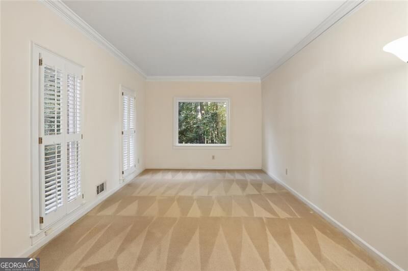 1090 Applecross Drive Property Photo 37