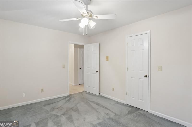 1090 Applecross Drive Property Photo 48
