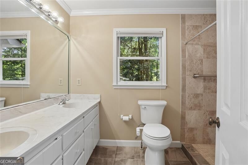 1090 Applecross Drive Property Photo 51