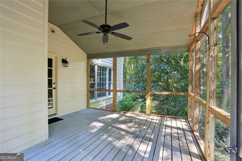 1090 Applecross Drive Property Photo 60