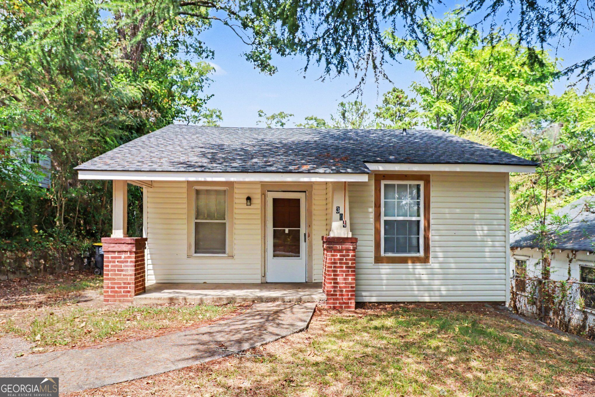 304 West Callahan Street Property Photo 1