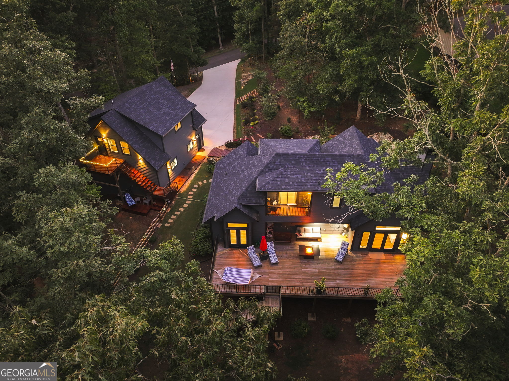 130 Country Hills Road Property Photo 4