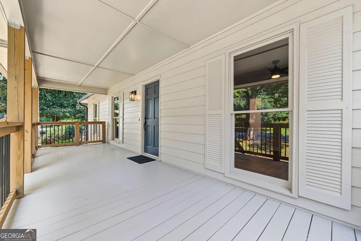 291 Crabapple Court Property Photo 2