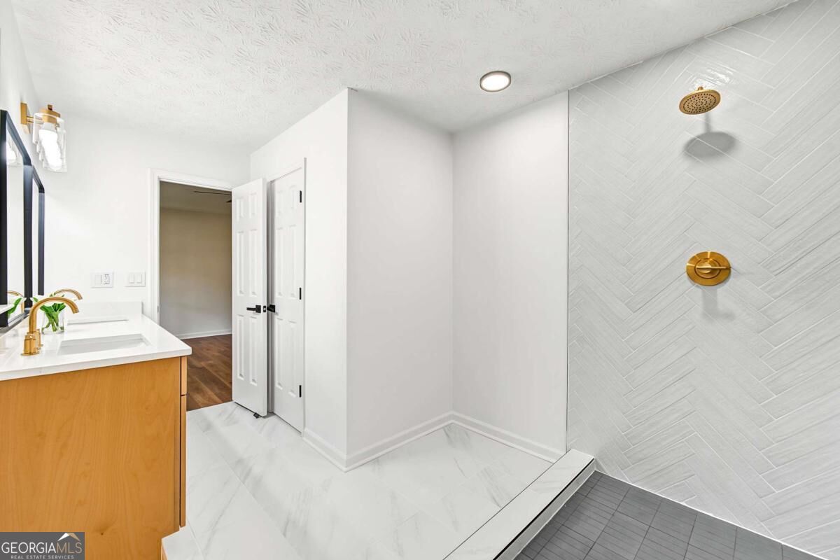 291 Crabapple Court Property Photo 17
