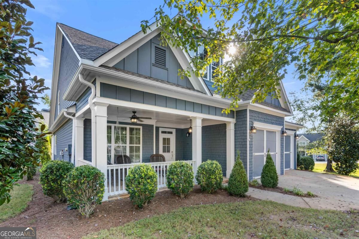 1100 Mira Vista Cove Property Photo 1