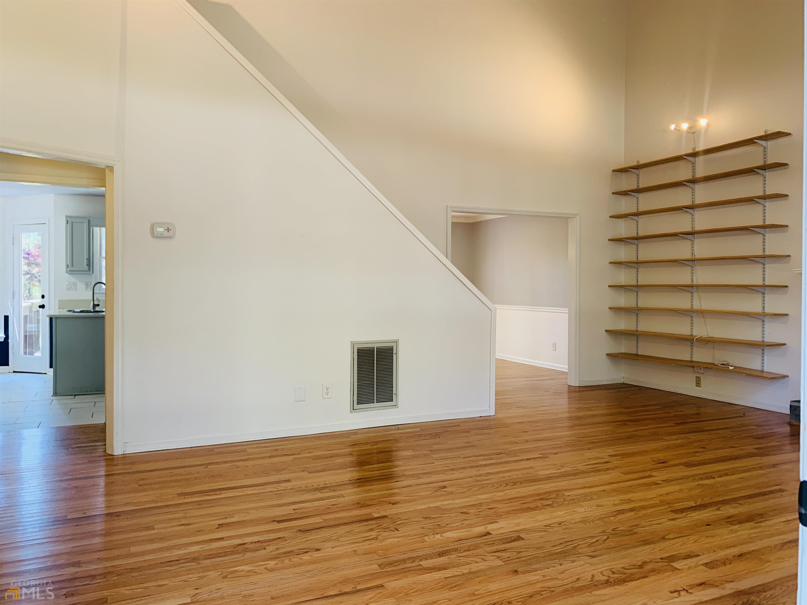 210 Spring Forest Way Property Photo 7
