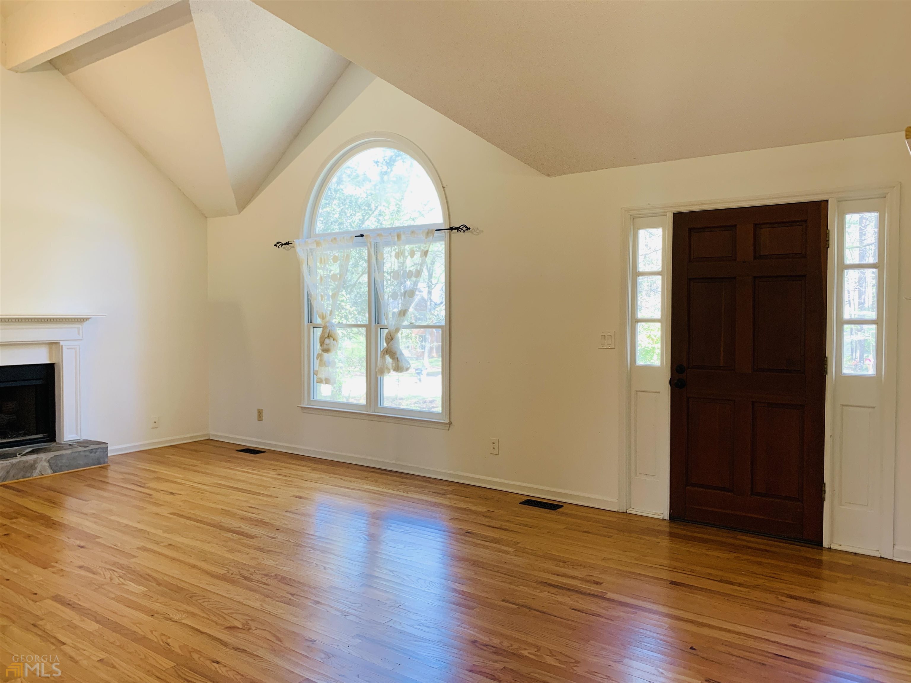 210 Spring Forest Way Property Photo 9