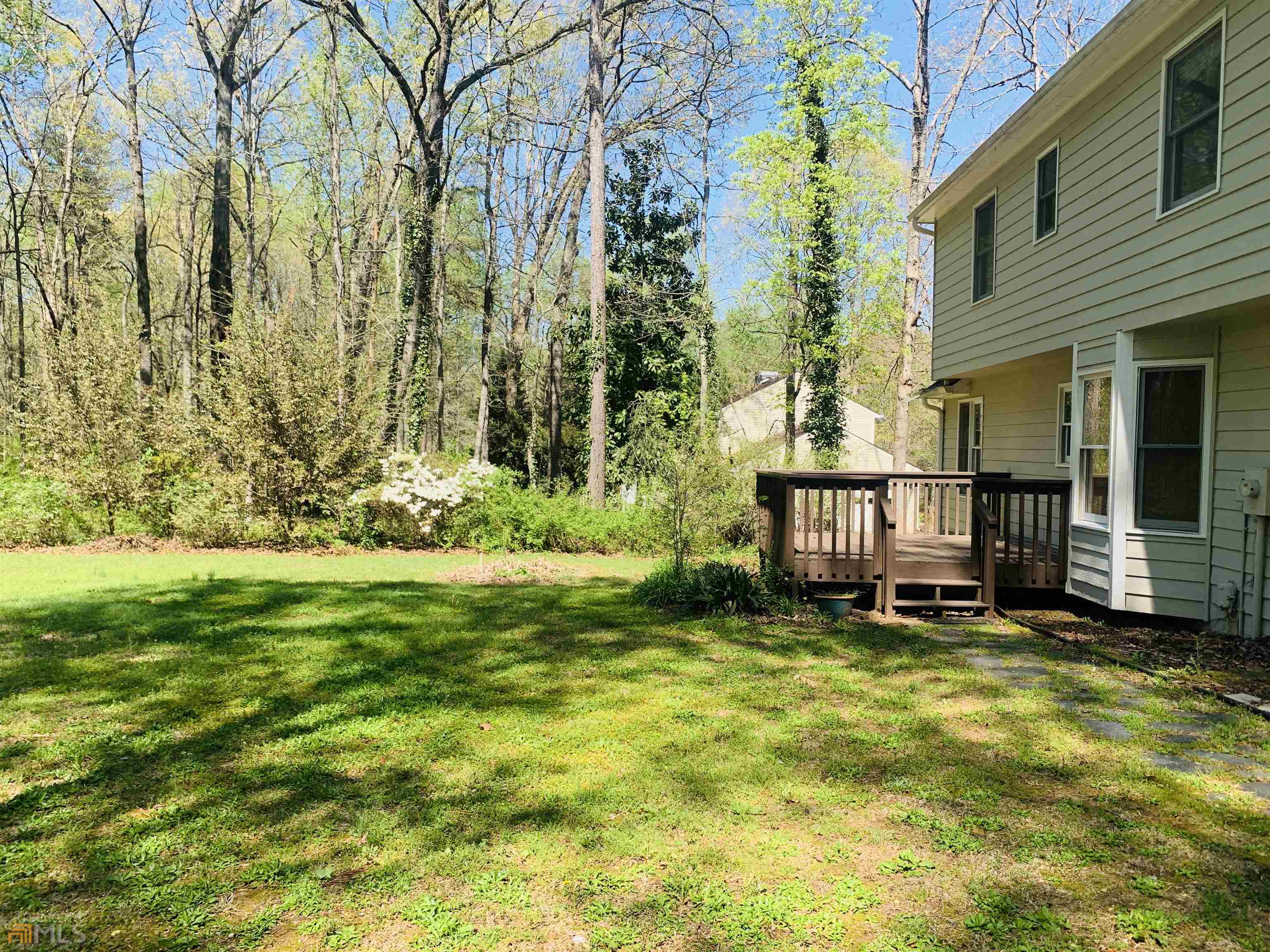 210 Spring Forest Way Property Photo 31
