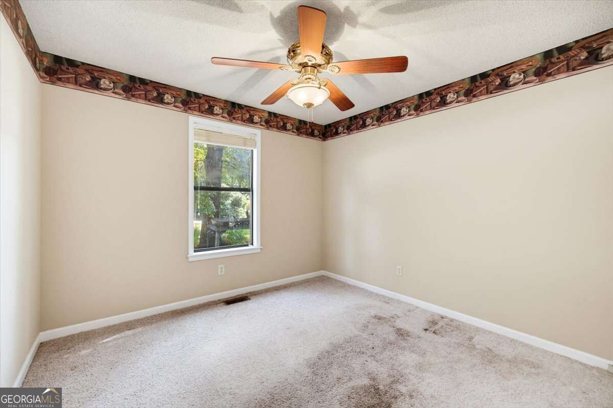 138 Hickory Trail Property Photo 13
