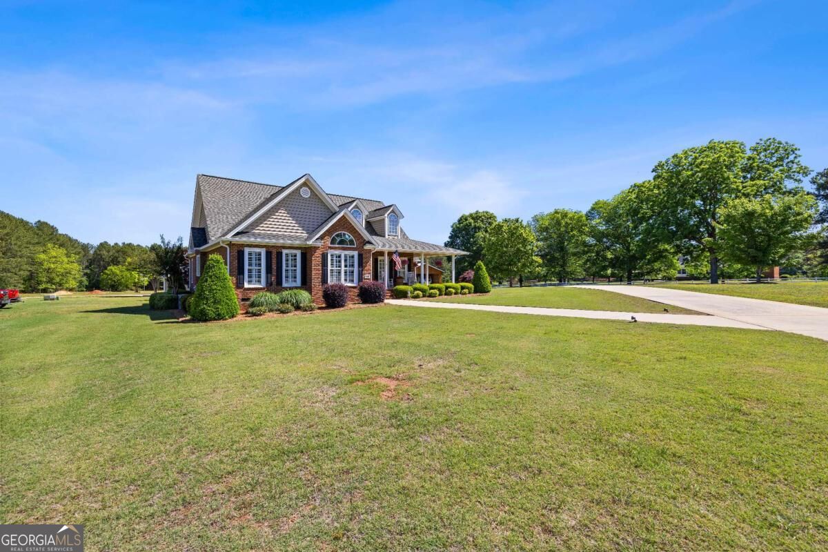 1350 Woodland Road Property Photo 4