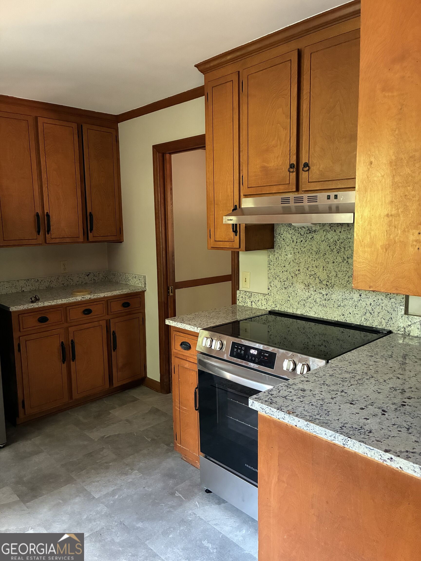108 Dumbarton Drive Property Photo 11