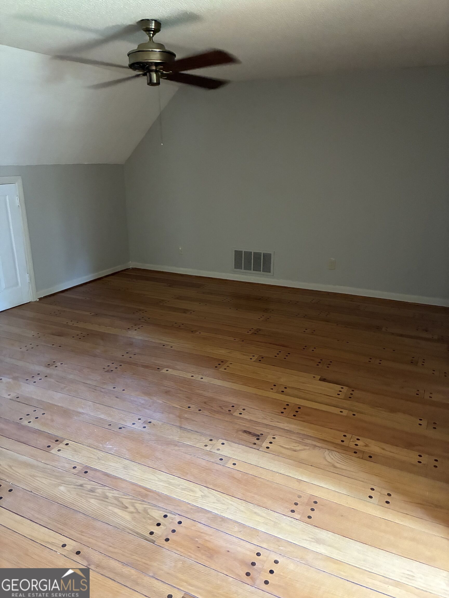 108 Dumbarton Drive Property Photo 24