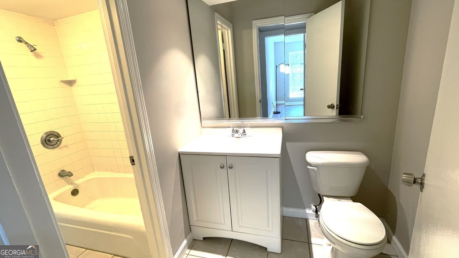 3091 Colonial Way # A4 Property Photo 12
