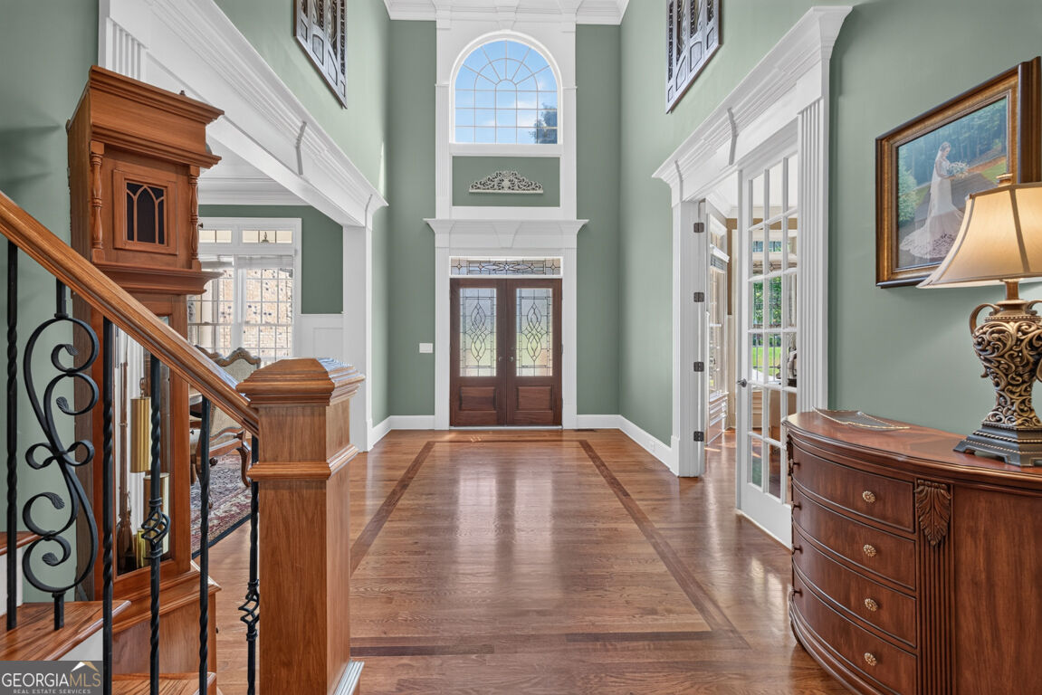 882 Pathview Court Property Photo 4