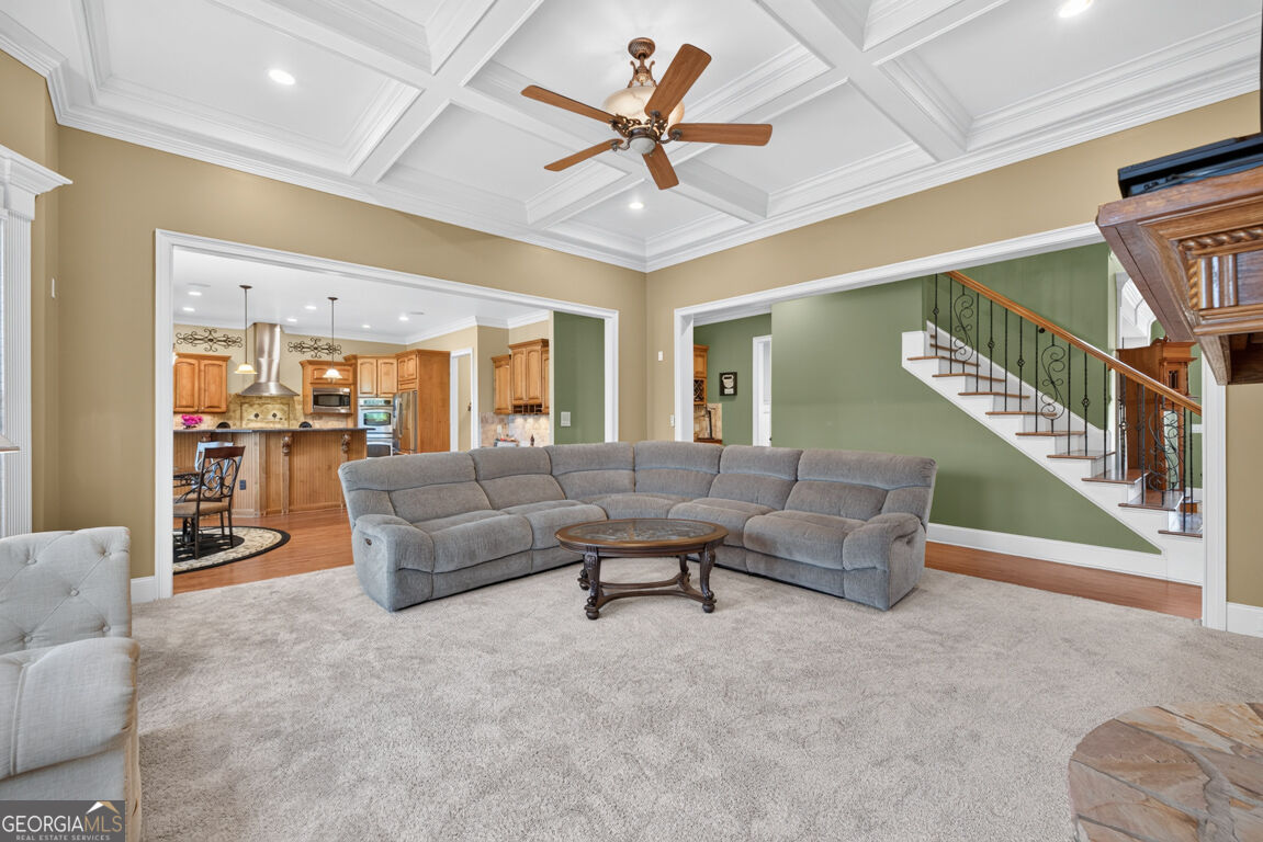 882 Pathview Court Property Photo 5