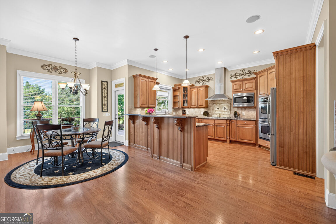 882 Pathview Court Property Photo 6