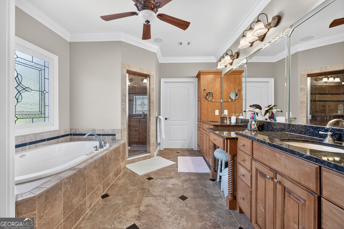 882 Pathview Court Property Photo 25