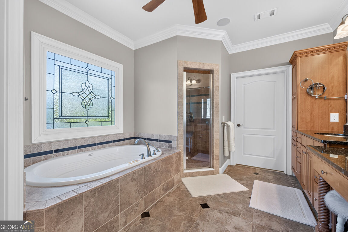 882 Pathview Court Property Photo 26