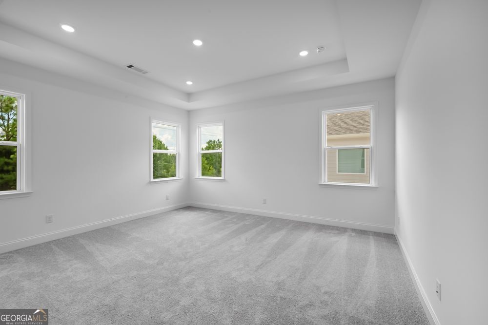 8835 Chesford Grove Property Photo 5
