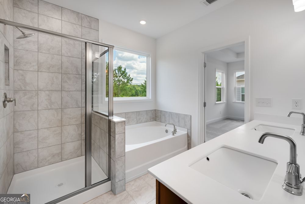 8835 Chesford Grove Property Photo 14