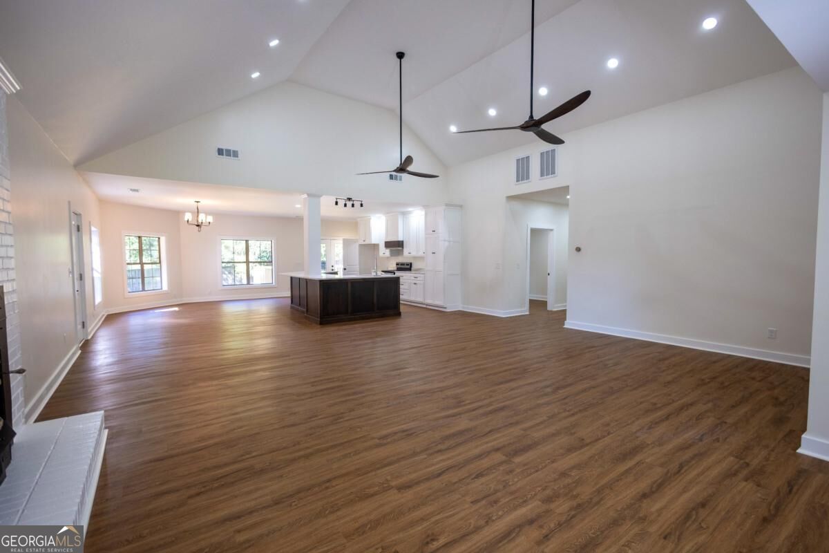 190 Cedar Pond Road Property Photo 5