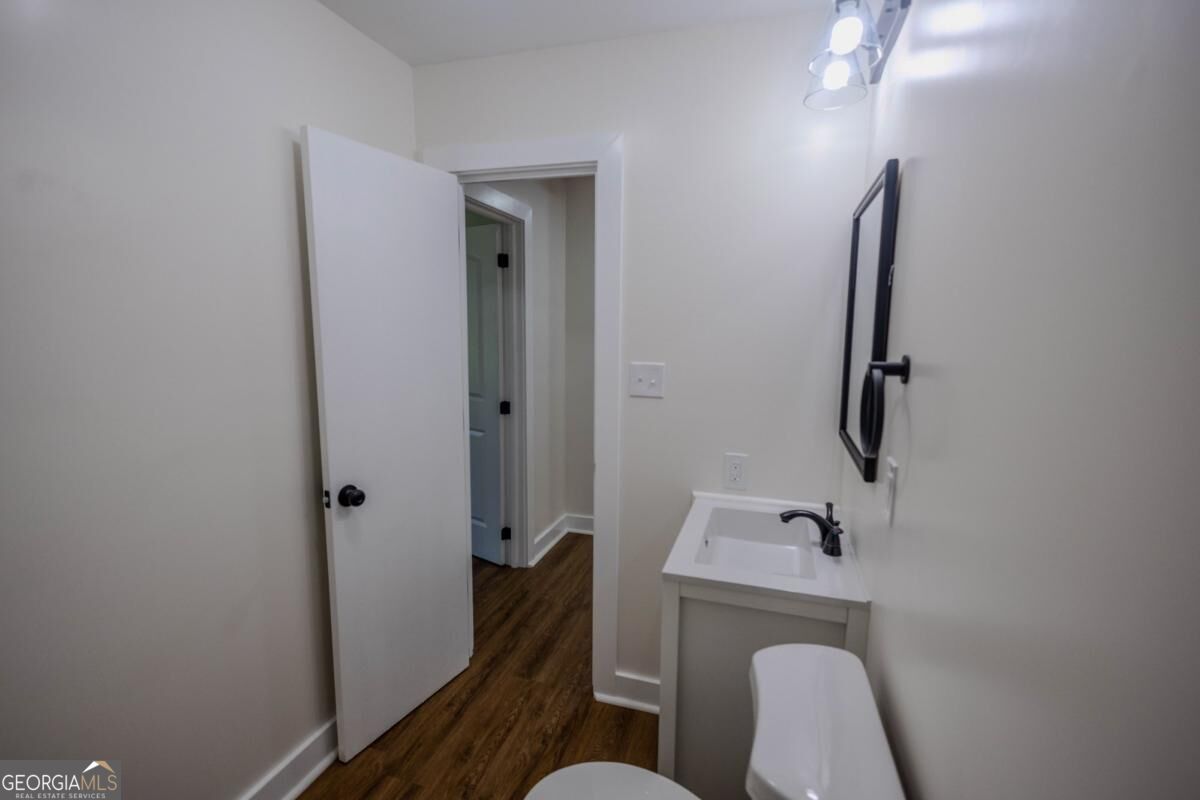 190 Cedar Pond Road Property Photo 12
