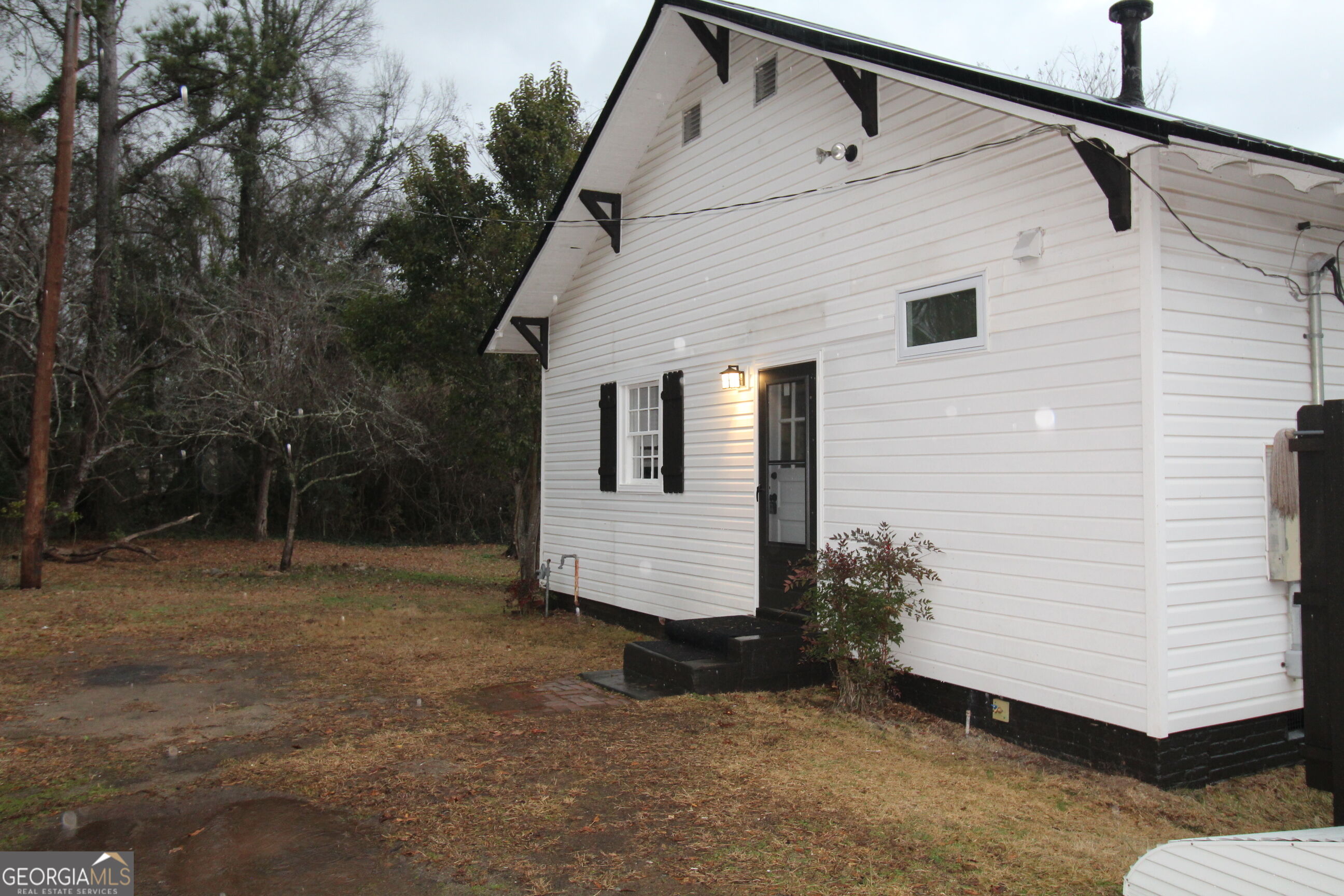 402 Jefferson Street Property Photo 3