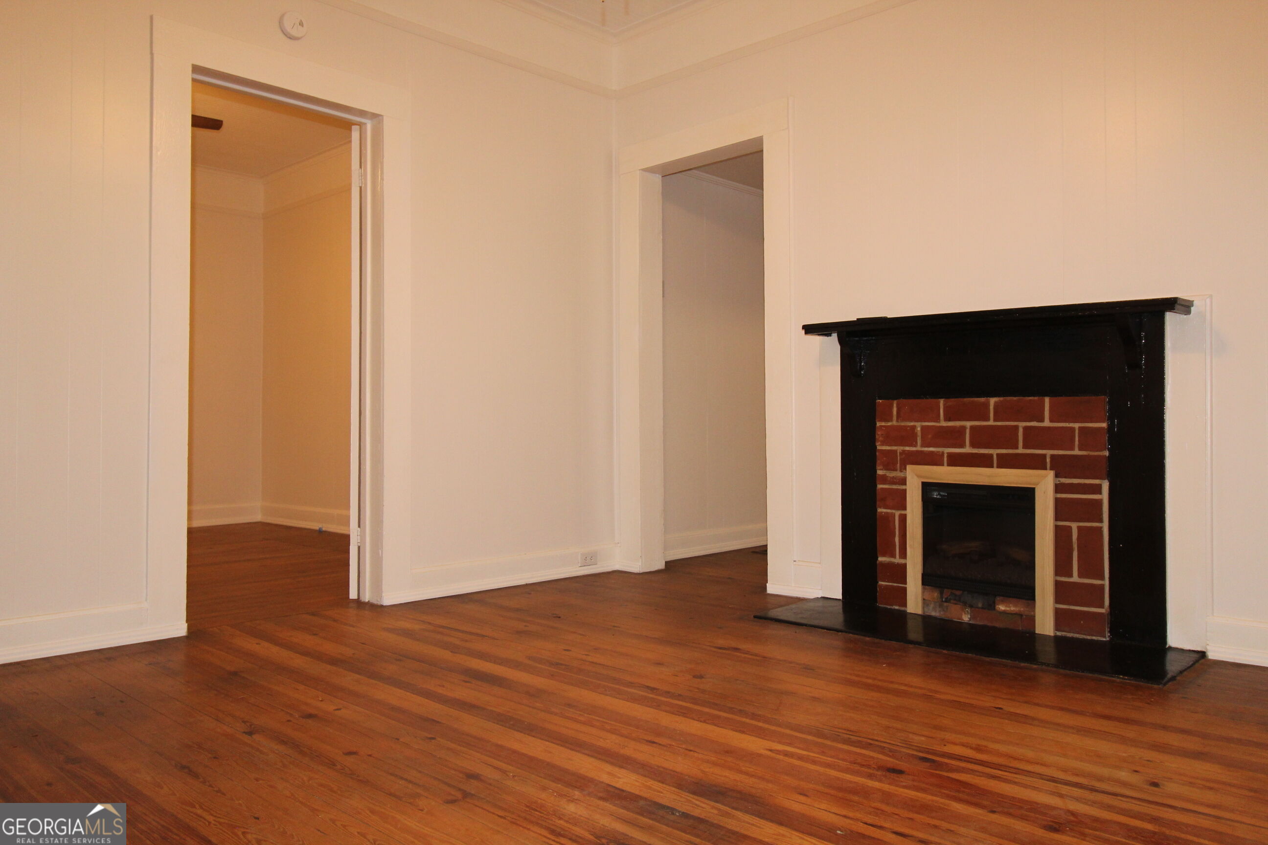 402 Jefferson Street Property Photo 7