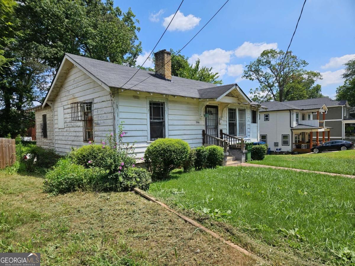 844 Westmont Road Property Photo 4