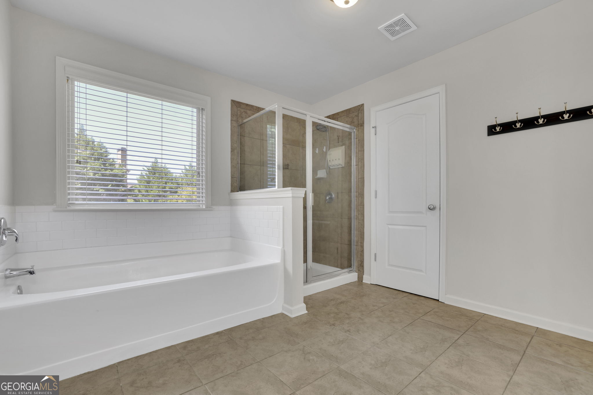 2606 Abiqua Falls Court Property Photo 25